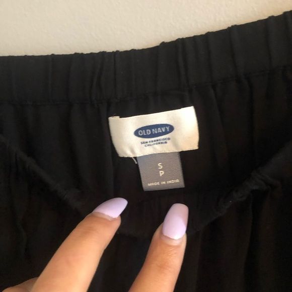 Old Navy Black Top - Picture 3 of 6